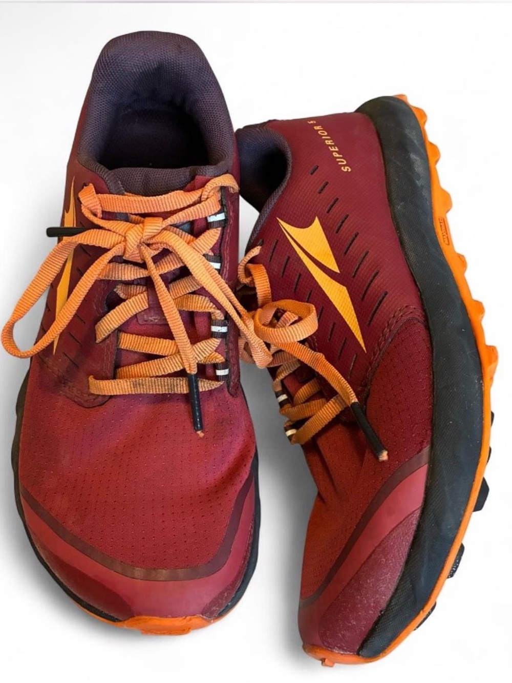 Alta superior 5 Running Shoes In size Women’s 6